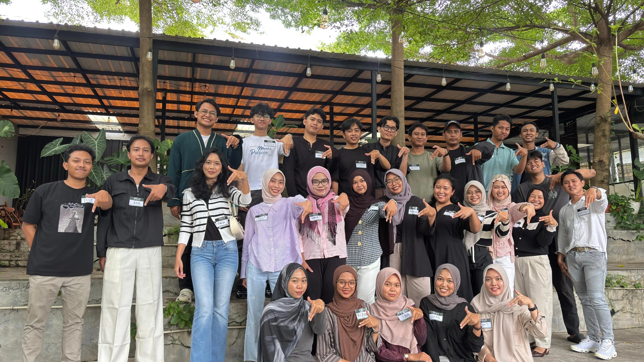 Share & Connect series 002, Honnest Coffee Gajahmungkur, archive frame 8